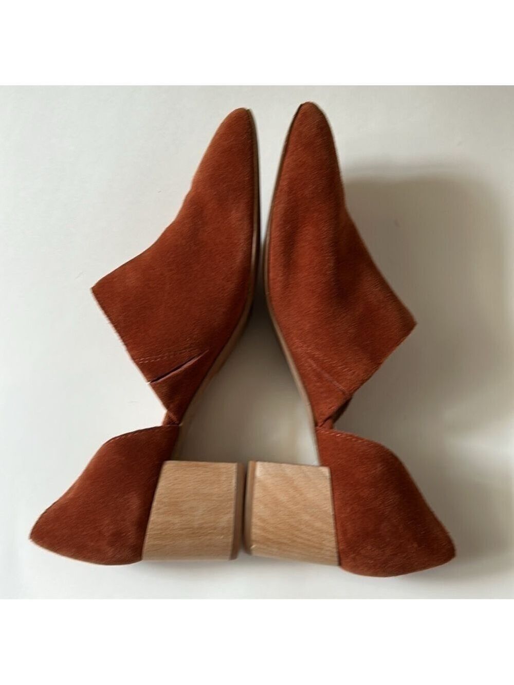 Madewell Kirstie Lowcut Suede Booties - Picture 9 of 11
